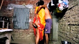 Fucked the Saree Wearing Bhabhi by Making Her a Mare at Night