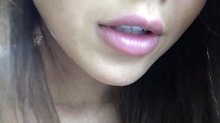 Webcam close up masturbation