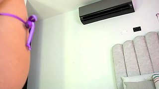 Cute blonde amateur webcam teen masturbating