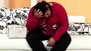 Ugly Chubby Fat Mature Step-Mom tricked small Boy to Fuck