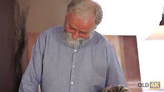 Old4k. schoolgirl prizes old pedagogue for helping her with diploma