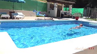 Posh Busty Cougar Jojo Seduces A Stud At The Pool