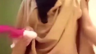 Horny Hijab Student Plugs Her Vagina