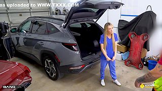 Roadside Gets Her Car And Her Pussy Worked On - G I Joey And Ashley Tee