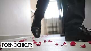 PORNOCHIC - riding video
