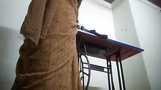 Telugu Aunty Fucking With Neighbour Tailor Guy Dirty Talks About Telugu-Fuckers