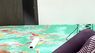 Le Hago Un Rico Masaje a Mi Culona Latina Heranastra Despues De Llegar Del Gym, Nos Ponemos Cachondos Y Le Meto Mi Enorme Pene