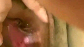 WildEnglishBBW - Spreading my fat wet hairy pink pussy