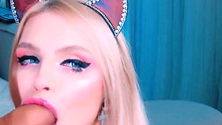 Blonde Bombshell Naughty Oral Seduction