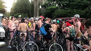 Amateur coeds voyeur fucking in public place