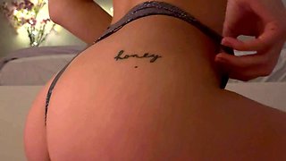 Blonde emo amateur solo masturbation