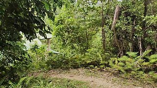Outdoor Creampie for Horny Filipina (we Almost Got Caught)