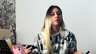 Emo Teen Becka Solo Webcam Masturbation Porn