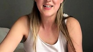 Amateur Webcam Teen Masturbates And Teases