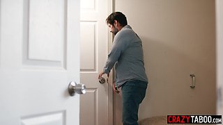 Pervy guy pounded hottie blond roommate