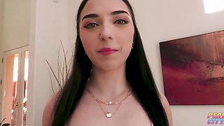 Anal opening of a deranged brunette whore gets stretched out
