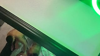 Amateur teens threesome