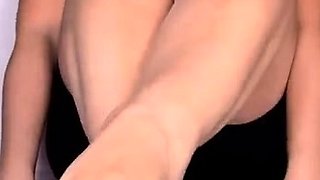 Amateur Foot Fetish Girlfriend Sucks and gives a Footjob