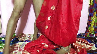 Newly married desi bhabhi sucked a big cock of her new boss