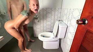 Human Toilet Paper Girl Rimming Guy And Pissing Cam2