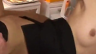 Beautiful Saleswoman S Pillow Sales I Ll Teach You the Secret of No.1 Sales. 3