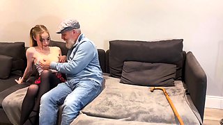 Puffy cameltoe bae cuntplowed by grandpa