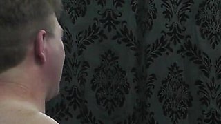 Mistress Nomi Slap the Slave's Face!