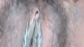 Desi Amantur Indian Hot Girl Showing Boobs and Beautiful Pussy