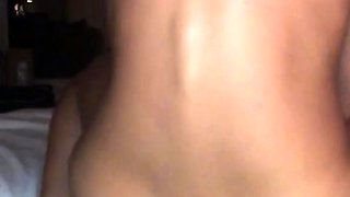 amateur raintree03 flashing ass on live webcam