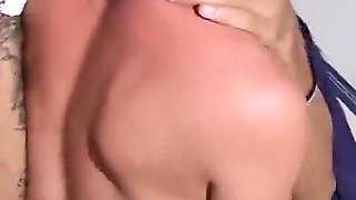Casada Gostosa Fazendo DP No Cuzinho Dela Com Dois Dotados!