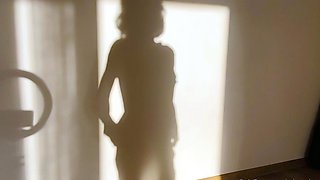 Masturbating amateur cums after solo fun