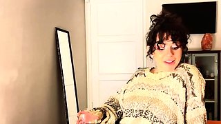 Mama Fiona -THIRSTY Moms Moral Dilemma