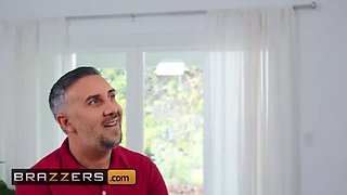 Busty blonde Linzee Ryder takes big cock in her shaved pussy - Brazzers