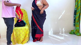 Without Blouse Saree Wearing Gujarati Desi Aunty Fucked by Bra Sells Men