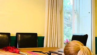 Cumshot amateur MILF suck and jerks dude in the bedroom