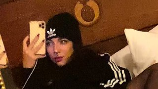 Amateur czech teen in her first toy induced orgasm