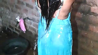 Slutwife Hot Bath at Bathroom