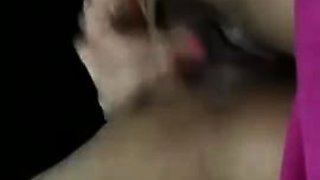Brazilian hottie makes herself cum