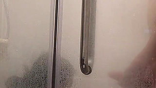 18 Years Old Thai Amateur Have Sex in the Shower and Take a Huge Cumshot