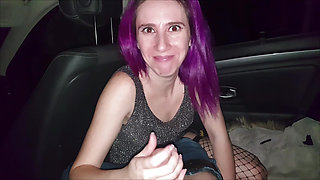 Blowjob in the Car!