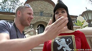 Tits On Guard With Scott Nails And Rachel Starr