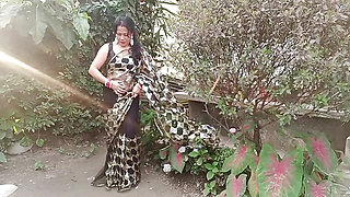 Indian Village Tight Pussy Fucks Outdoors With Hot Village Brother-in-Law Fucks