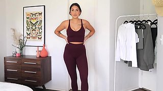 A Star Is Born, Cameltoe Try On, Gym Leggings Review