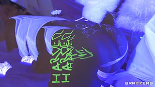 Exciting pornstar Jennifer Mendez xxx smutty clip