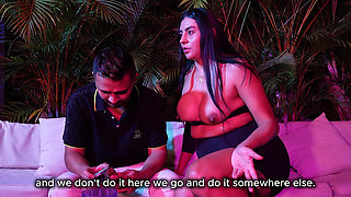 I Meet a Big Ass and Hot Pregnant Woman in a Bar and I Fuck Her Until I Cum in Her Pussy