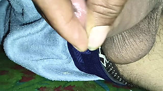 Desi boyfriend Harmunda gets ready to fuck pussy