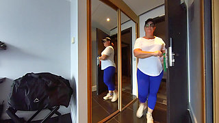 Dominatrix Mistress April - Mistress Aprils Very Normal Day in Berlin