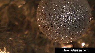 Jelena Jensen - pool scene