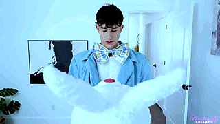 Stepmom Taylor Vixxen Gets A Creampie