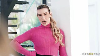 Stunning sideways pose fuck with Kesha Ortega and Gatita Veve